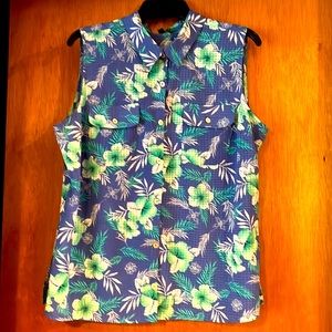 Notations button Down Sleeveless Dress Shirt with Hawaiian Print
